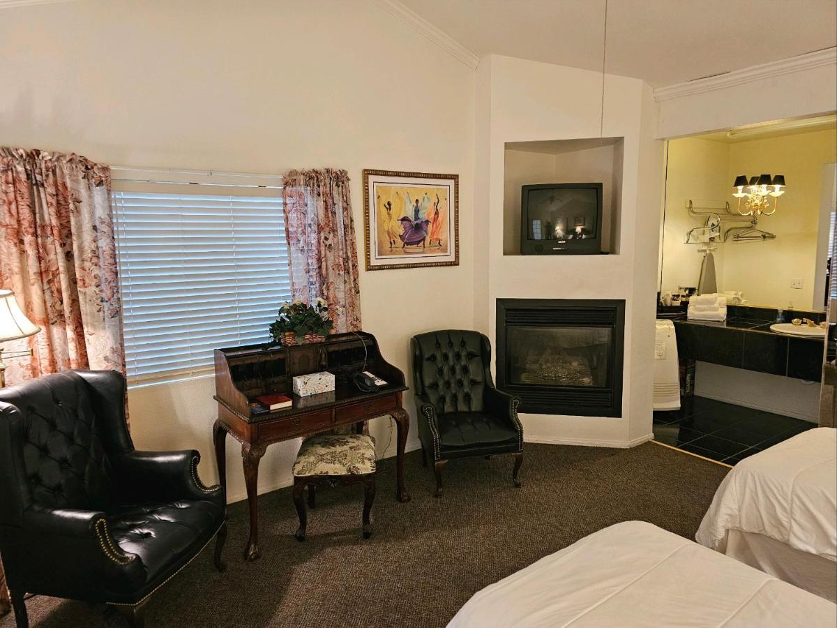 Alhatti Christian Resort Idyllwild Extérieur photo